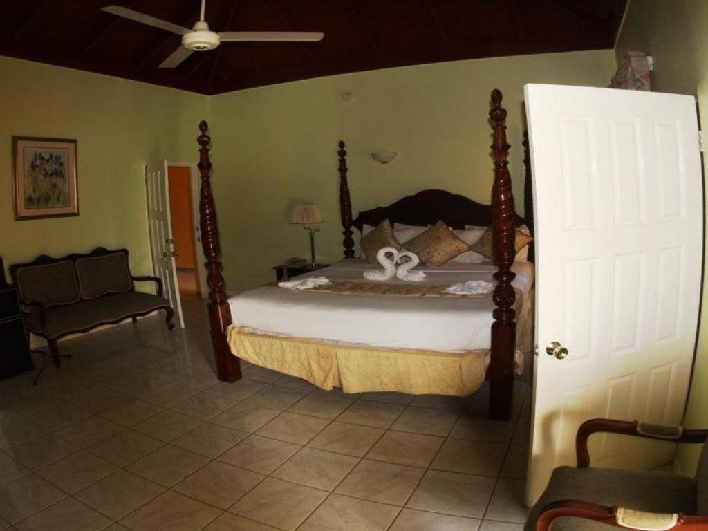 Villa Sonate ランアウェイ・ベイ エクステリア 写真